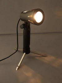 Halogen-Kaltspiegellampe eingeschaltet