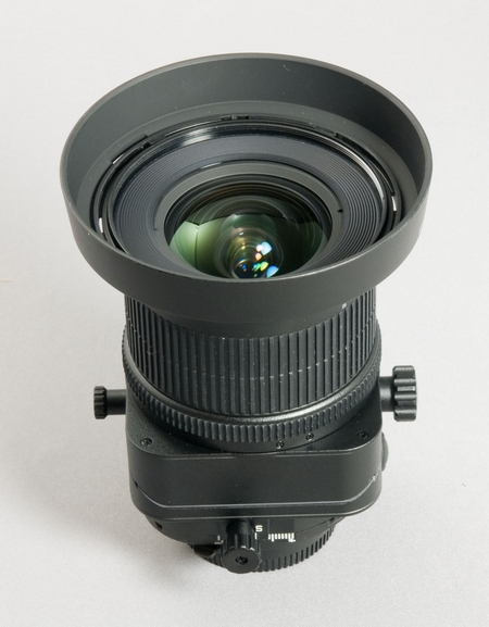 Das Nikkor PC-E 24 mm 1:3,5D ED (Bild: W.D.Roth)