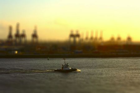 Pseudo-Modellfoto: Smallgantischer Schlepper