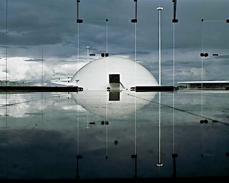 Thomas Florschuetz: Roter Faden Architektur