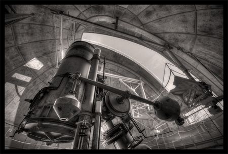 Der Reiz der Technik: (Zu) helles Observatorium