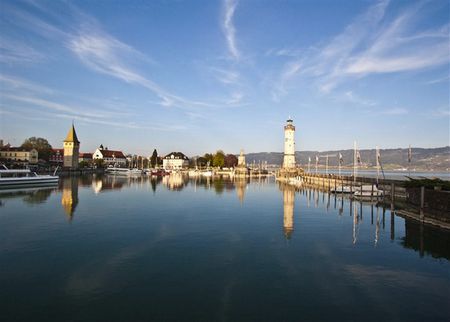 Spiegelungsansicht: Das Tüpfelchen fehlt