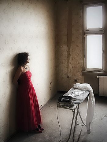 Brautkleidporträts: Licht und Schatten - Nähe und Ferne