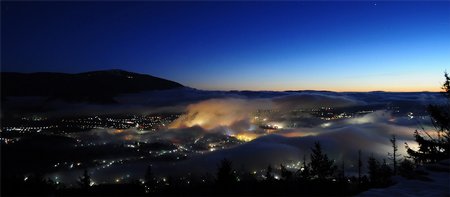 Nachtfotografie: Wabernde Wattebäuschenwolken
