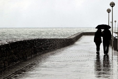 Regen in San Sebastian, Spanien Regen in San Sebastian, Spanien