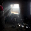 Auf der Flucht vor einem aufziehenden Tropensturm in Sittwe, Myanmar (Keystone/AP Photo/Gemunu Amarasinghe)