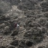 Sammlerin im Müllberg, Ahmadabad, Indien (AP Photo/Ajit Solanki)