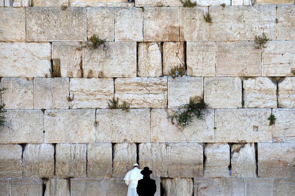 Papst Franziskus vor der Klagemauer in Jerusalem, Israel (Keystone/AP Photo/Vincenzo Pinto)
