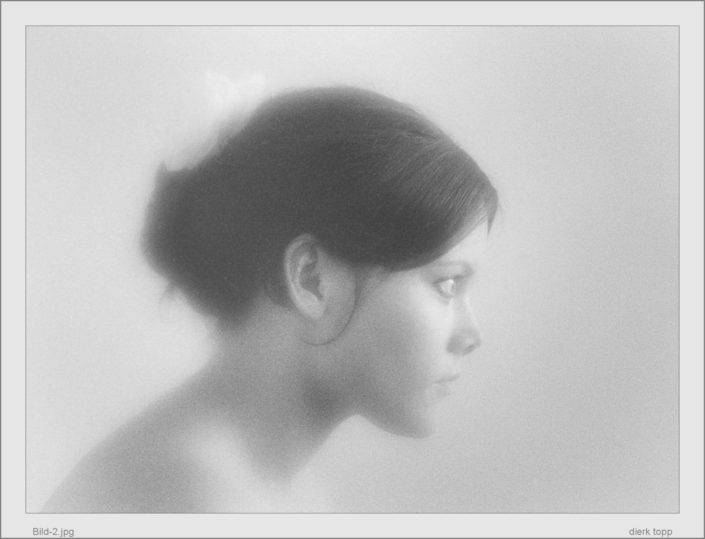 analog, Kodacolor X, Edixa Reflex, 1968, Vaseline soft filter Mein erstes richtiges Portrait 1968 (von meiner späteren Frau), Kodacolor X, Edixa Reflex, Vaseline Weichzeichner - (c) Dierk Topp