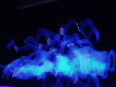 Blaue Geister, Schwarzlicht, Fotografie